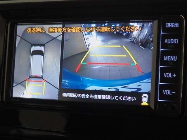 バックモニターで、後方を確認しながら安心して駐車することができます。運転初心者も熟練者も必須の機能ですよ！