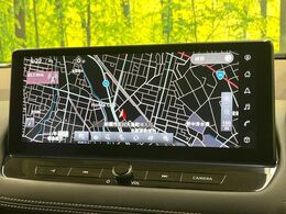 【純正ナビ】人気の純正ナビを装備。オーディオ機能も充実しており、Bluetooth接続すればお持ちのスマホやMP3プレイヤーの音楽を再生可能！毎日の運転がさらに楽しくなります！！