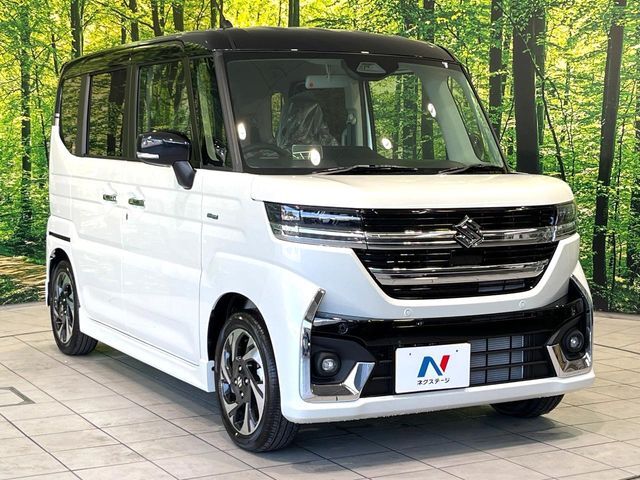 大好評のボディコーティング「弾スプラッシュコート」もご納車までに施工可能。通常のガラスコートと異なる、耐久年数6年の無機質ガラスコーティングが、ボディをキレイな状態に保ってくれます。