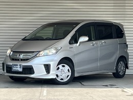 【ボディ（前）】車の顔となるフロント周りは精悍なデザイン☆