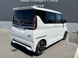 広くて乗り降りもしやすく、運転しやすい！視界も広いです☆レンタカーで使用していたお車なので、新車から今まで定期点検がしっかり実施されてきた一台です★