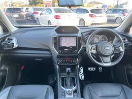 グループ総在庫数約30，000台！！全国の系列店からメーカー・車種問わずご紹介出来るので、あなたにピッタリのお車が見つかるはずです♪まずはお問い合わせ下さい☆