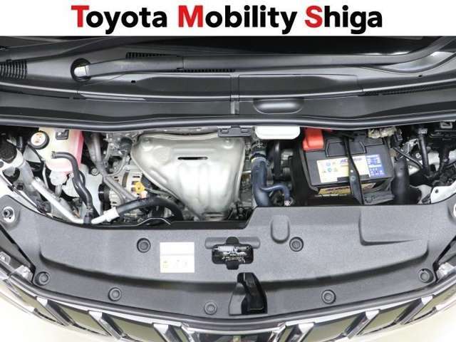 エンジンル-ムも綺麗に洗浄しております。ご納車時にはしっかりメンテナンスを行ってからご納車致します。