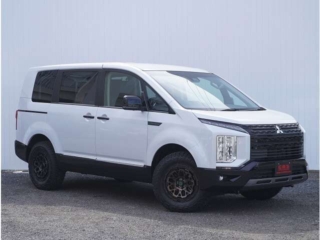 ■令和7年式　デリカD：5　シャモニー電動ステップ装着車8人乗り入庫★即納台数多数取り揃え！気に入っていただけるお車ご提案します☆ご来店お待ちしております。シーアールエス横浜店045-532-9000