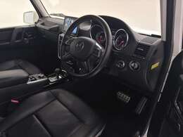 専用のコールセンターに経験豊かなオペレーターが、24時間365日待機。万一の車両トラブルなどが発生した場合、お電話一本で応急処置や車両のけん引、ドライバーや同乗者の方の移動手段手配などサポート。