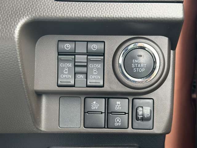 ★納車前に、当社の指定工場で納車前点検を行って納車しますので、安心してお乗りいただけます！もちろん、点検料は車両本体価格に含まれています！