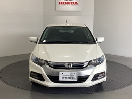 【Honda認定中古車 U-Select】　エンジン、オーディオやカーナビ(社外品は除く）に至るまで保証をお付け致します。全国のホンダディーラーで保証と整備が受けられます。