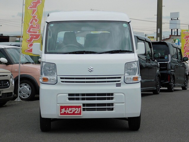 令和2年式エブリイバンです。AT車　2WD　走行25000kmのお車です。