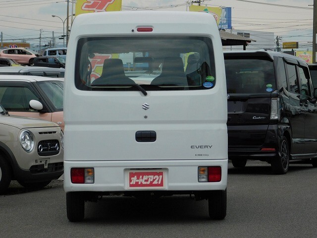 こちらのお車は0986-45-9200(軽自動車コーナー)担当：加藤までお気軽にお問合せください。