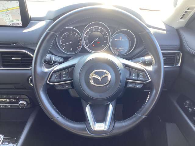 毎日でも運転したくなる造形美！細部まで作りこまれてます。是非一度座ってみてください☆