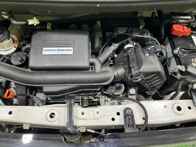 親切・丁寧な専門メカニックスタッフが応対！・車検・点検整備・事故等の修理などアフターサービスも安心。お車のカスタマイズもネクステージのサービススタッフまでご相談ください！