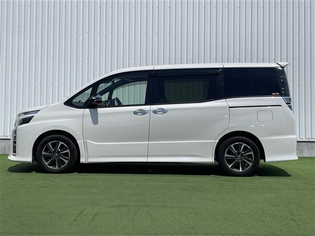 店舗にて現車の確認もいただけますので、お電話で在庫のご確認の上是非ご来店くださいませ！！！