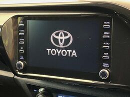 【8インチ　ディスプレイオーディオ】大画面のディスプレイはAppleCarPlayやAndroidAutoが利用可能。大きな画面でスマホナビアプリ等が利用いただけます♪