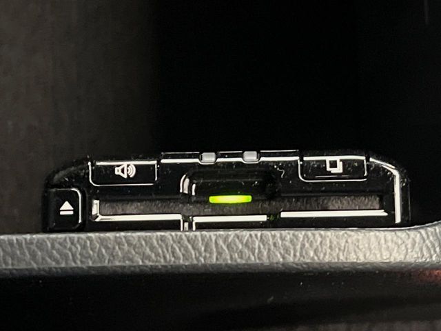 【ETC】高速道路の料金所をストレスなく通過！話題のスポットやサービスエリアに多い「スマートIC」利用時は必須のアイテムです。当店でセットアップを実施、ご納車当日からすぐにご利用いただけます！
