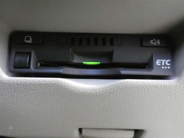 【ETC車載器】高速道路をノンストップ♪ETC車載機装着済です！もう、ドライブには、欠かせないパートナーですね。※別途、セットアップ費用を申し受けます。