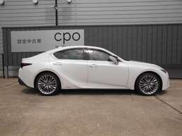 【ボディカラー】『ソニッククォーツ』です。