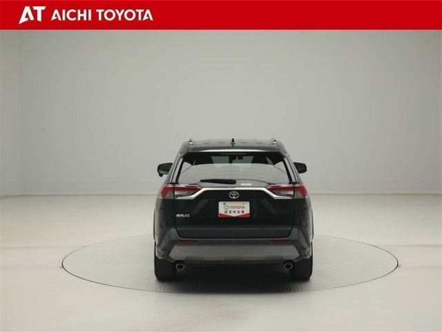 『TOYOTA認定中古車』は「まるごとクリーニング」で綺麗な内外装、「車両検査証」はプロによるチェック、買ってからも安心の「ロングラン保証」、3つの安心安全を標準装備したトヨタのブランドU-Carです