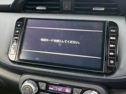 【純正ナビ】一体感のあるナビは、高級感ある車内を演出してくれます。Bluetooth再生などオーディオ機能も充実しておりますので、運転もより楽しめます♪