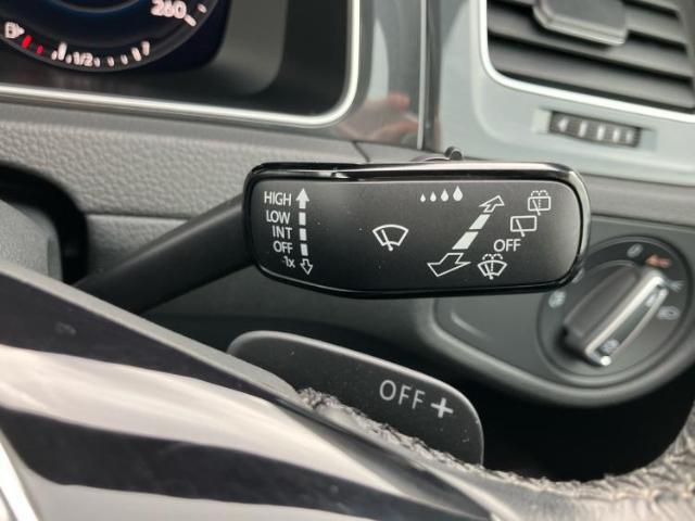 こちらのお車はいかがでしょうか？少しでも気になっていただけましたら是非お問い合わせください！さらにお車の詳細をお送りいたします！