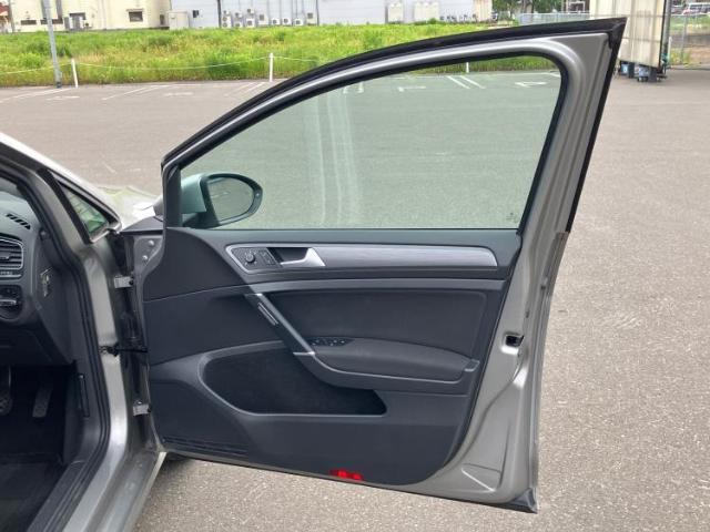 「この車の写真をもっと見たい」「状態が気になる」「この装備はついている？」どんな小さな疑問でもお気軽にお問い合わせください！