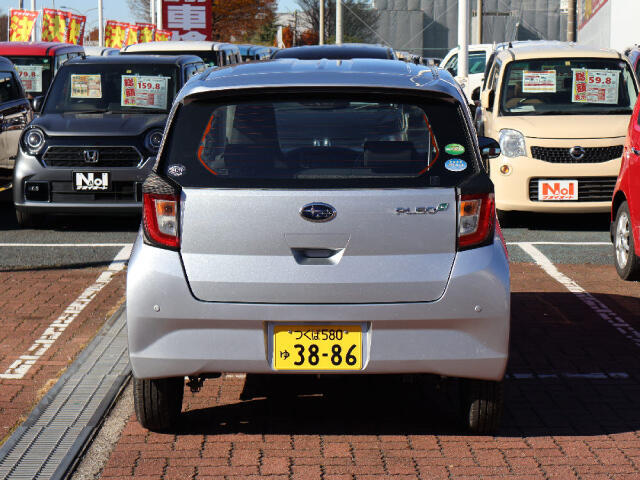 障害物センサーついています。運転をサポートしてくれます。