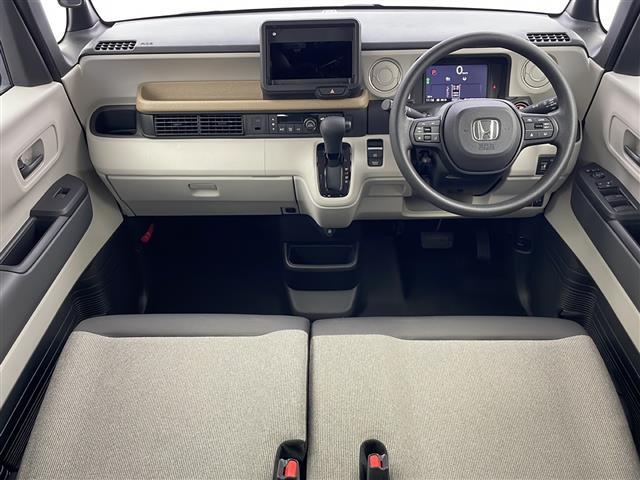 【インパネ全体】全方位で視界が広く、高い目線で運転もしやすいです！