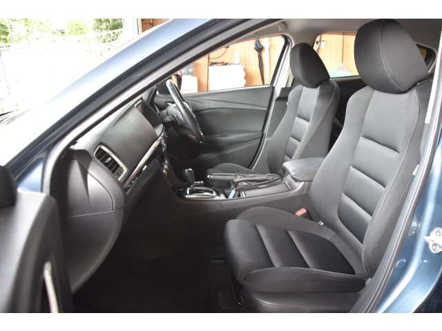 室内もクリーニング済みになります◎内装の状態も悪くありません♪是非とも現車確認お待ちしております！！