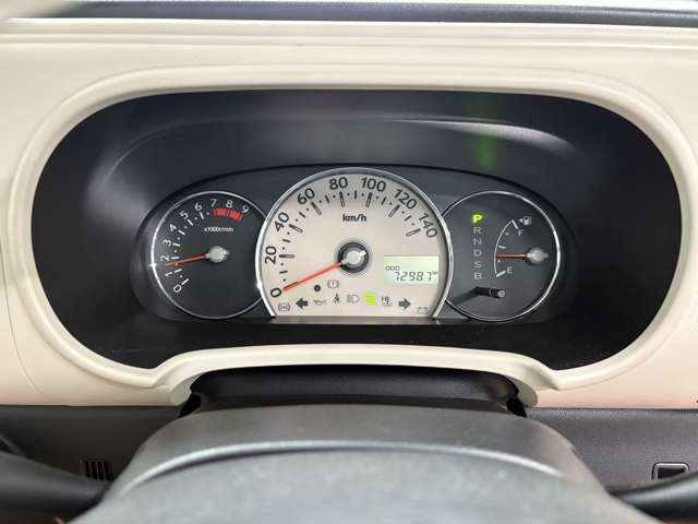 気になる車はすぐにお問い合わせください！右のカーセンサー専用無料ダイヤルから、販売担当スタッフがお車のご質問にお答えいたします！掲載箇所以外にご希望の写真がございましたら、お気軽にお問い合わせ下さい！