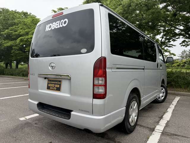 格安中古車専門店として15年営業しております。