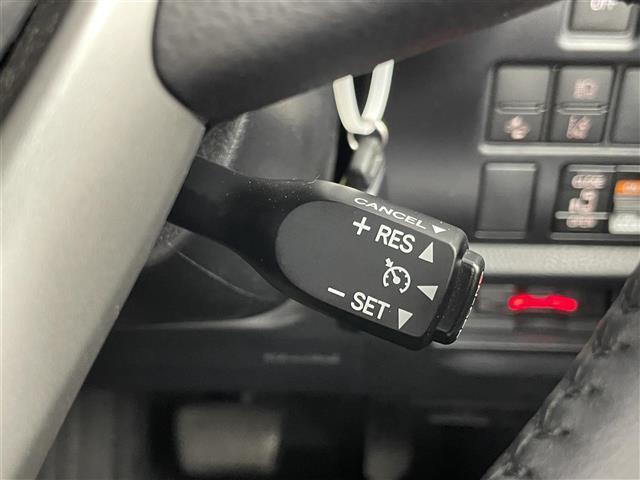 【運転席操作部】快適なドライブを楽しむための機能が装備されています！運転席から触れるので、使いやすいです！除菌プランいれていただくと、さらに清潔で安心していただけます！