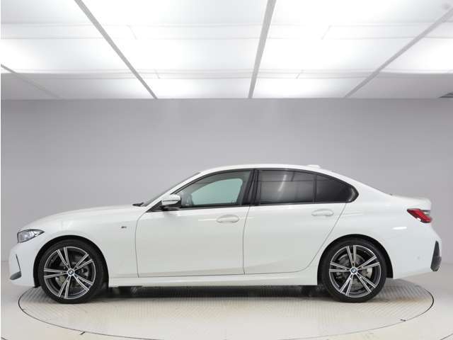 ♪日本全国販売・納車OK♪ご自宅まで安心ご納車☆北は北海道、南は沖縄☆BMW(ビーエムダブリュー)・Alpina(アルピナ)・MINI(ミニ)の認定中古車はNicole(ニコル)BMWにお任せ下さい！