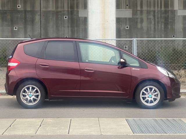 軽自動車・普通車を始め、旧車・トラックまで幅広くご用意しております♪