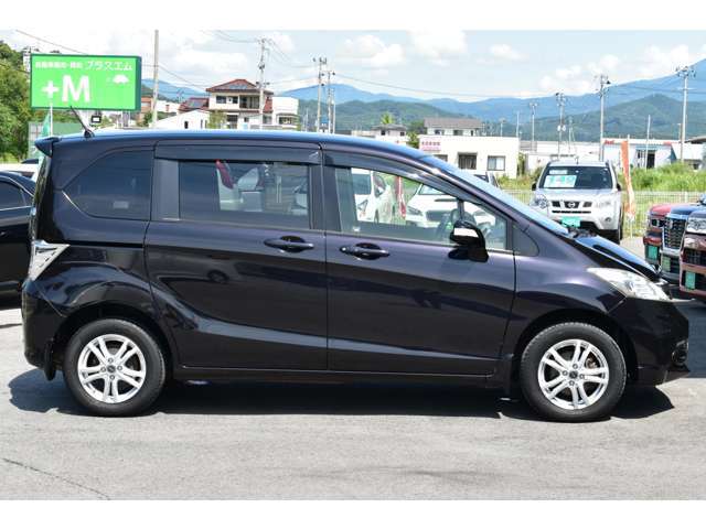 現車確認が困難なお客様には追加で画像を添付したり、LINE等でのビデオ通話にてご説明することも可能です！