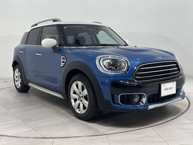 おすすめポイント2：CLASSIトリム付きのお車で、基本装備が充実しております。