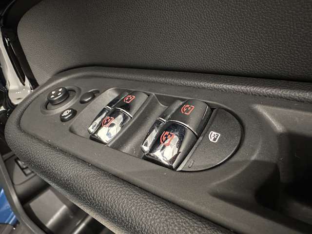 ドアミラー・パワーウインドウスイッチ