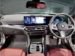 ☆センターパネルを運転席側に僅かに傾けたBMW独特のインパネ☆【駆け抜ける歓び】はここからもスタートしております☆