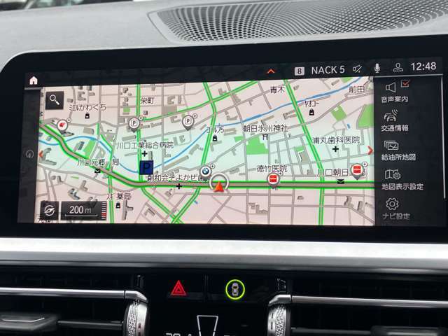 タッチパネル式HDDナビゲーション！モニターも見易い位置に！タッチパネルで操作も楽々です！地デジチューナーも取付可能です！詳しくはセールスまでお尋ねください！