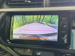 【バックカメラ】駐車時に後方がリアルタイム映像で確認できます。大型商業施設や立体駐車場での駐車時や、夜間のバック時に大活躍！運転スキルに関わらず、今や必須となった装備のひとつです！