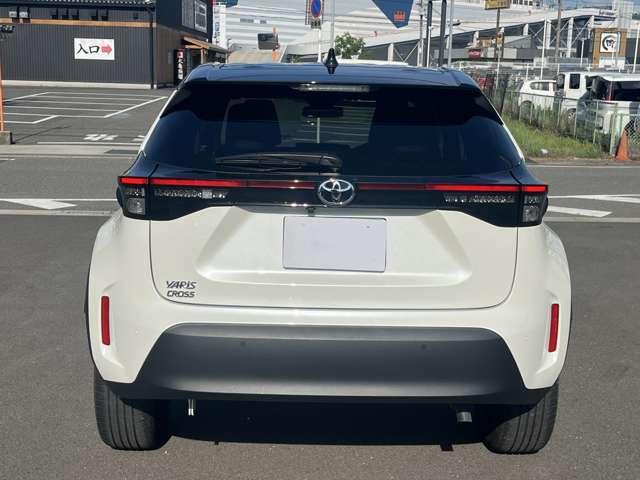ヤリスクロス入荷しました。Z・純正ディスプレイオーディオ・ナビ・全方位カメラ・ETC・パワーシート・シートヒーターなど装備も多彩です。