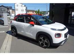 弊社ポリシーとして、全中古車、お忙しく実車確認できないお客様のために実車確認頂かなくとも安心して購入頂けるクオリティを目指して仕上げております。全国のディーラーで保証が受けられます！