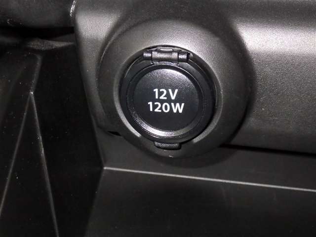 現在お乗りのお車があれば喜んで査定いたします。詳しくは、お近くの名古屋トヨペットグループのお店までご相談ください。