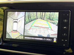 【パノラマモニター】専用のカメラにより、上から見下ろしたような視点で360度クルマの周囲を確認することができます☆死角部分も確認しやすく、狭い場所での切り返しや駐車もスムーズに行えます。