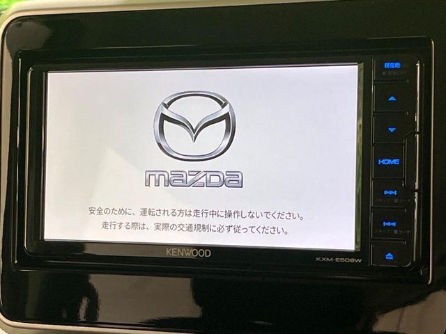【純正ナビ】人気の純正ナビを装備。オーディオ機能も充実しており、Bluetooth接続すればお持ちのスマホやMP3プレイヤーの音楽を再生可能！毎日の運転がさらに楽しくなります！！