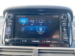 テレビやラジオ、CD/DVD、ブルートゥースも使えます。テレビはフルセグなのでストレスなくご覧いただけます！