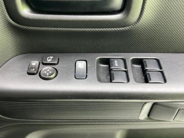 お車に合わせて無料保証以外にも、保証範囲、期間、距離を拡充させた有料保証もご用意しております！中古車の購入が初めてで不安・・・というお客様もご安心ください！