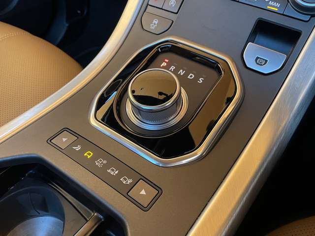 全国納車可能です。納車方法及び費用につきましては、お気軽にコーディネーターまでご相談ください。遠方のご納車の際も我々がしっかりサポートさせて頂きます。お気軽にスタッフまでご相談下さい。