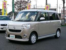 ホイールキャップもホワイトで、またかわいい★