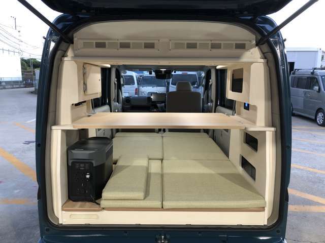 ベッドスペースは足元広々の嬉しい仕様になっています！