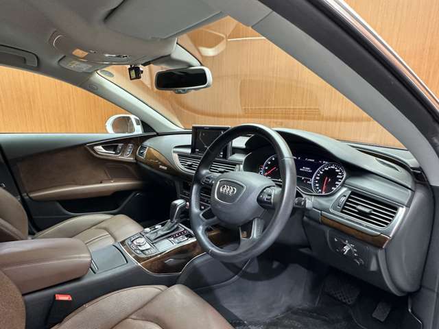 専門の知識を持ったコーディネーターが、お客様にぴったりのお車をご提案をさせていただきます。ご気軽にお立ち寄りくださいませ。