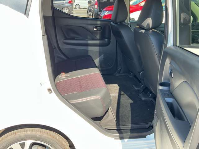 室内もクリーニング済です、次のオーナー様にも気持ちよく乗っていただける様に専門スタッフが心を込めてクリーニングさせていただいております。